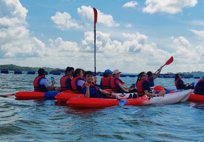 outdoor-adventure---kayaking